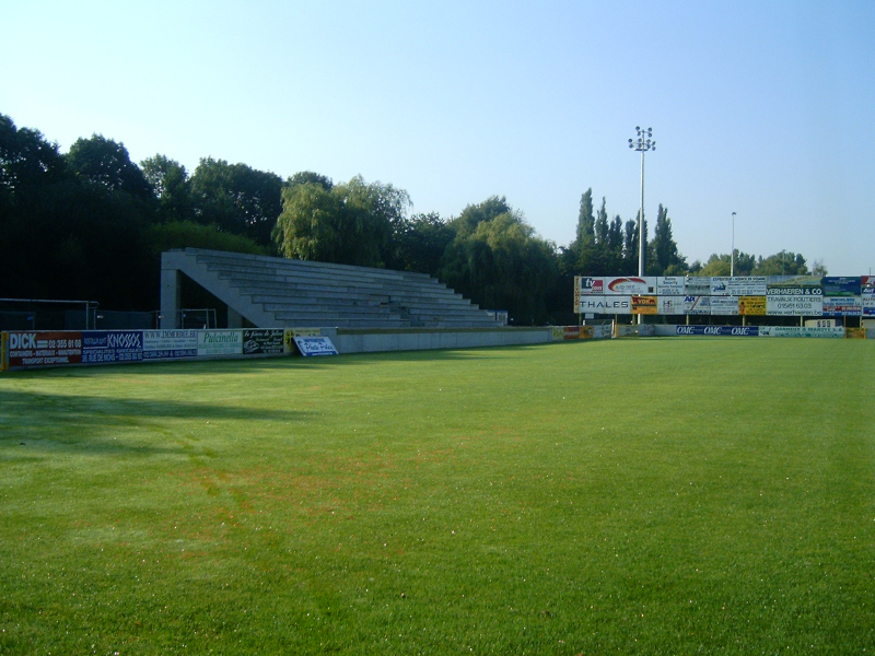 Tribune 2